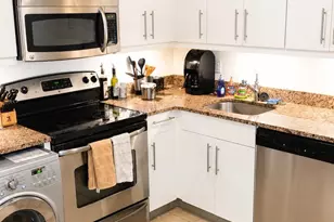 219 S 18th St, Philadelphia, PA 19103 - Photo 2