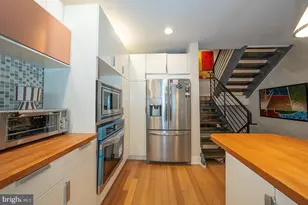 715 Shirley St, Philadelphia, PA 19130 - Photo 8