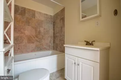 619 S 16th Street #3R, Philadelphia, PA 19146 - Photo 8