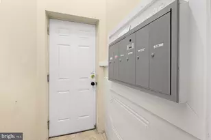 619 S 16th St, Philadelphia, PA 19146 - Photo 18