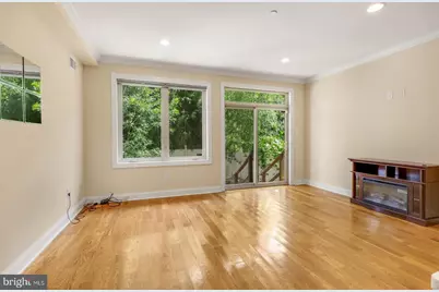 725 N 20th Street #B, Philadelphia, PA 19130 - Photo 8