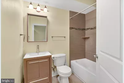 725 N 20th Street #B, Philadelphia, PA 19130 - Photo 30