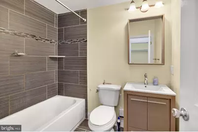 725 N 20th Street #B, Philadelphia, PA 19130 - Photo 38