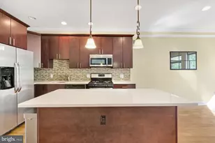 725 N 20th St, Philadelphia, PA 19130 - Photo 4