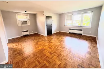 943 E Gorgas Ln E, Philadelphia, PA 19150 - Photo 4