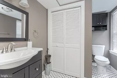 721 S 17th Street, Philadelphia, PA 19146 - Photo 26