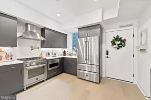1621 Bainbridge St, Philadelphia, PA 19146 - Photo 4