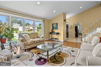 142 Greycourt Road, Philadelphia, PA 19115 - Photo 6