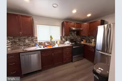 1611 S 28th Street, Philadelphia, PA 19145 - Photo 4