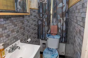 954 Wakeling St, Philadelphia, PA 19124 - Photo 16