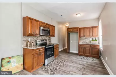 1015 W Susquehanna Avenue, Philadelphia, PA 19122 - Photo 4