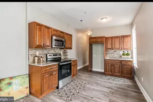 1015 W Susquehanna Ave, Philadelphia, PA 19122 - Photo 4