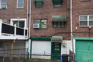 1937 S 29th St, Philadelphia, PA 19145 - Photo 4