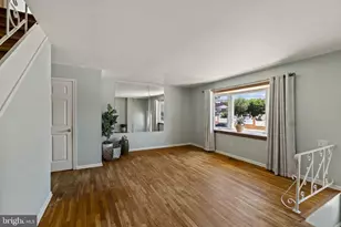 12126 Ranier Rd, Philadelphia, PA 19154 - Photo 4