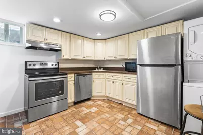 8 Bristow Place, Philadelphia, PA 19123 - Photo 6