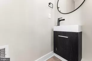 2105 League Ct, Philadelphia, PA 19146 - Photo 24