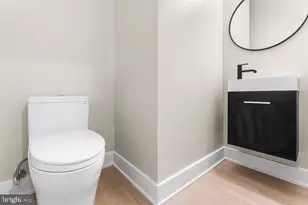 2105 League Ct, Philadelphia, PA 19146 - Photo 20