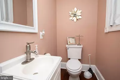 309 W Earlham Terrace, Philadelphia, PA 19144 - Photo 10