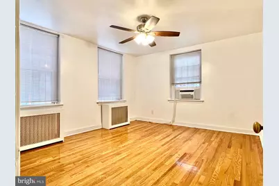 30 22nd Street S #9, Philadelphia, PA 19103 - Photo 4