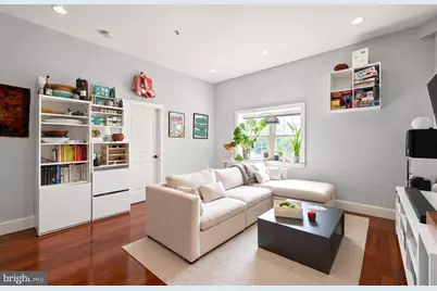 738 S 11th Street #2F, Philadelphia, PA 19147 - Photo 2