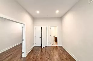2527 Graduate Square, Philadelphia, PA 19146 - Photo 18