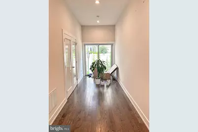 2527 Graduate Square, Philadelphia, PA 19146 - Photo 8