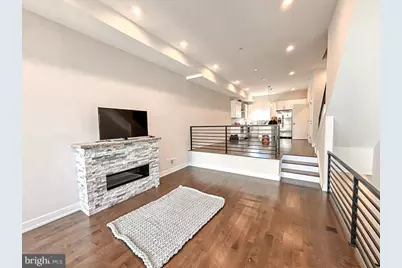 2527 Graduate Square, Philadelphia, PA 19146 - Photo 2
