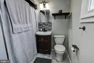 1215 Daly St, Philadelphia, PA 19148 - Photo 14