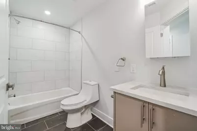 646 N 32nd Street #12, Philadelphia, PA 19104 - Photo 4