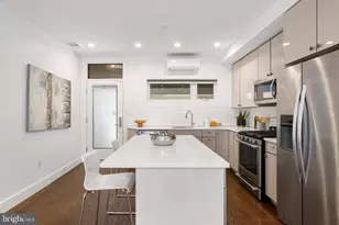 2019 Blair St, Philadelphia, PA 19125 - Photo 8