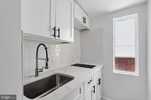 1223 Spruce St, Philadelphia, PA 19107 - Photo 8