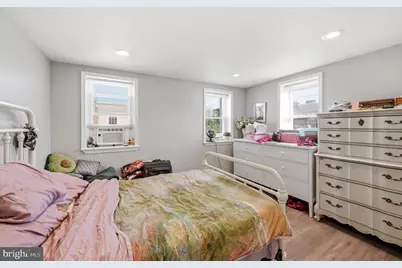 1946 S Iseminger Street #2, Philadelphia, PA 19148 - Photo 12