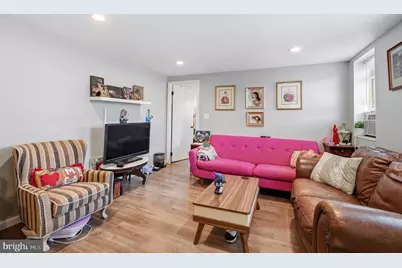 1946 S Iseminger Street #2, Philadelphia, PA 19148 - Photo 8