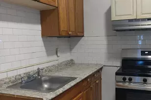 2070 Bellmore Ave, Philadelphia, PA 19134 - Photo 4