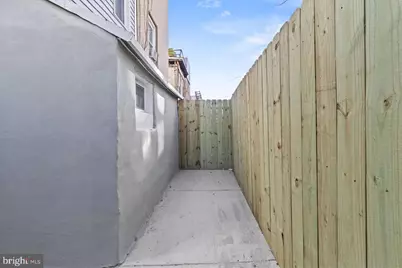 2112 N 8th Street, Philadelphia, PA 19122 - Photo 16