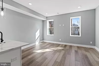 2112 N 8th Street, Philadelphia, PA 19122 - Photo 20