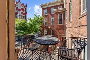 1901 Green St, Philadelphia, PA 19130 - Photo 6