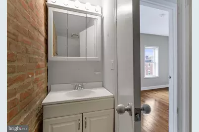 1302 N 19th Street #2, Philadelphia, PA 19121 - Photo 32