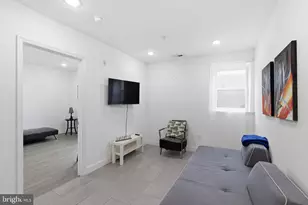 925 N Broad St, Philadelphia, PA 19123 - Photo 1