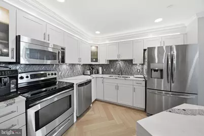 901 N Penn Street #P1201, Philadelphia, PA 19123 - Photo 32