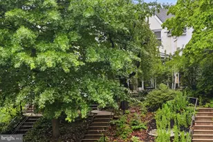 6497 Morris Park Rd, Philadelphia, PA 19151 - Photo 14