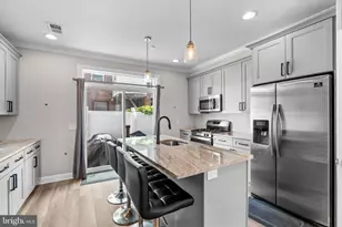 1528 W Seybert St, Philadelphia, PA 19121 - Photo 8