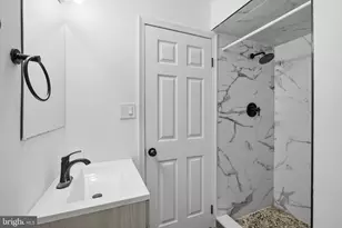4242 Pine St, Philadelphia, PA 19104 - Photo 4