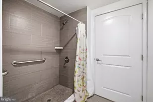 925 N Broad St, Philadelphia, PA 19123 - Photo 12