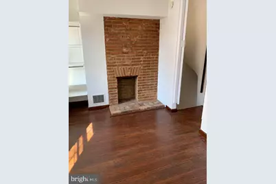 1013 N Leithgow Street, Philadelphia, PA 19123 - Photo 2