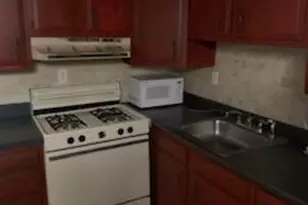 1013 N Leithgow St, Philadelphia, PA 19123 - Photo 10