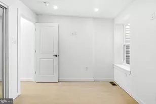 1819 E Albert St, Philadelphia, PA 19125 - Photo 12