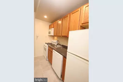 318 S 15th Street #2F, Philadelphia, PA 19102 - Photo 16