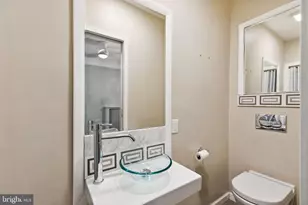 423 S Carlisle St, Philadelphia, PA 19146 - Photo 10
