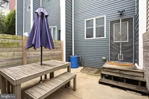 2105 E Hagert St, Philadelphia, PA 19125 - Photo 40